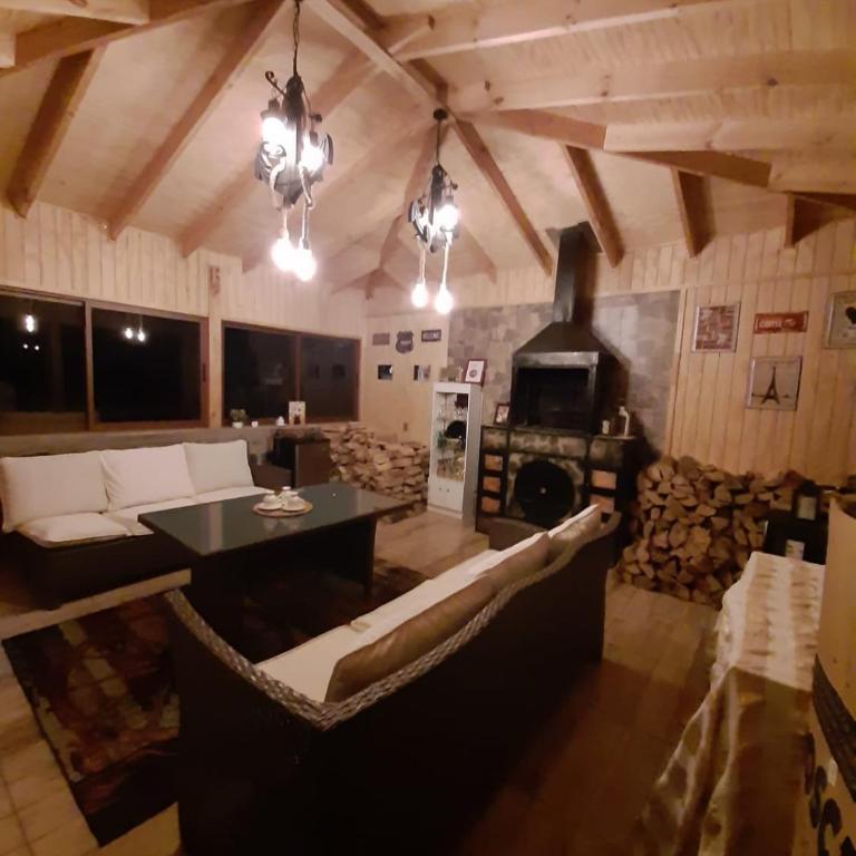 Los queñes Country House - Four-Bedroom House - 38