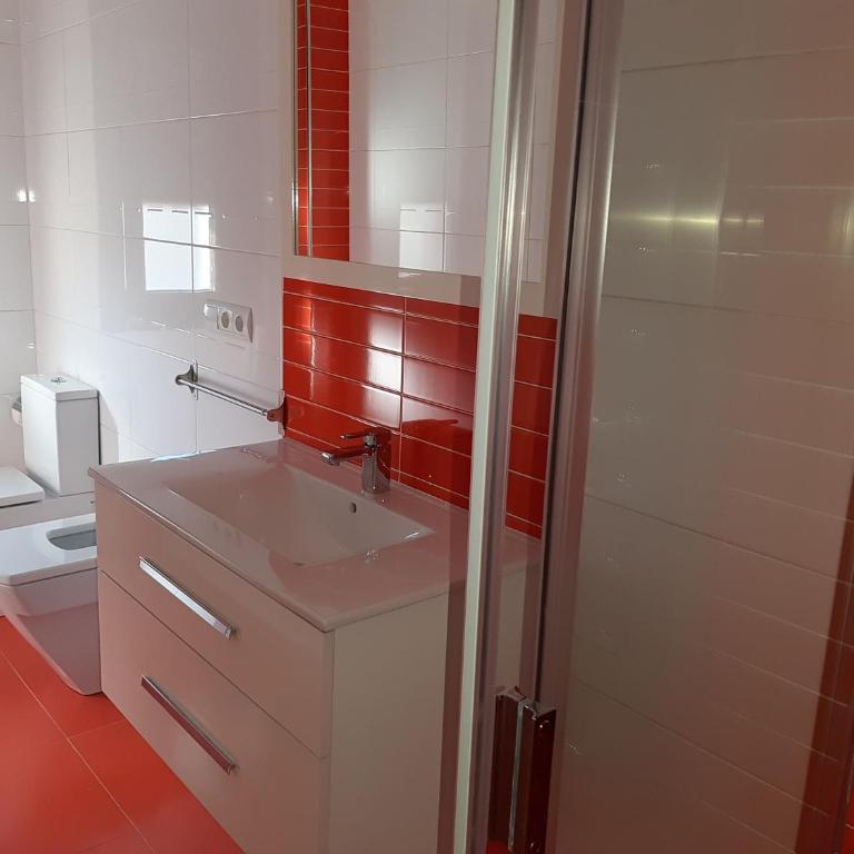 CASA MODERNA EN VILAGARCIA - Three-Bedroom House - 16