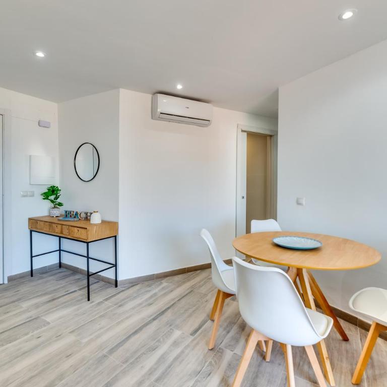 VB Diana 1BR Marina & Sea views - One-Bedroom Apartment - 12