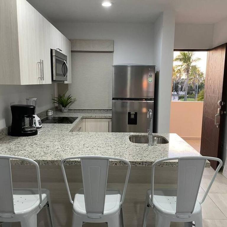 Brand new condo near the beach - Two-Bedroom Apartment - 16