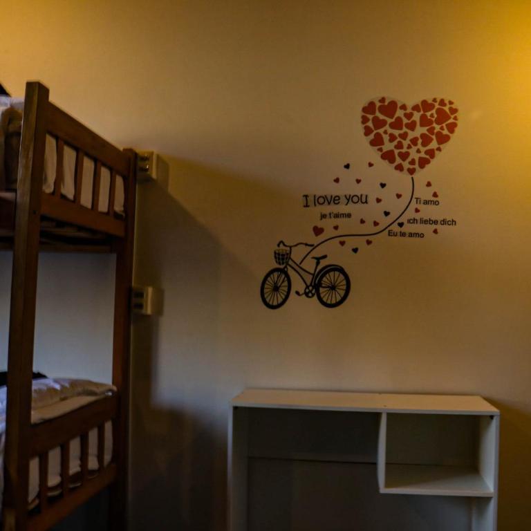 Lobo Hostel La Paz - Cama Individual en dormitorio compartido de 6 camas - 1