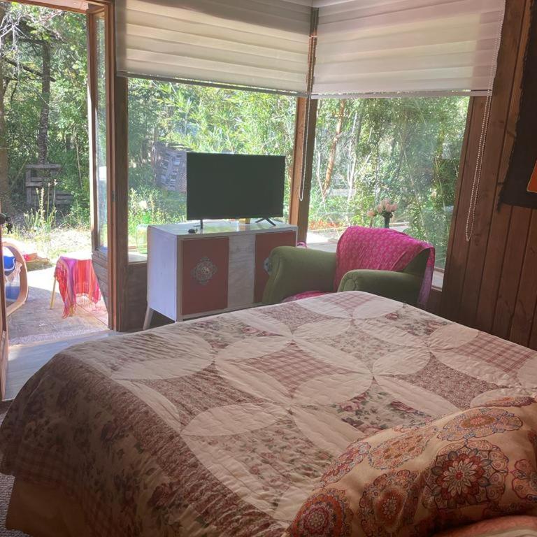 Cabaña del bosque con estero - Two-Bedroom House - 10
