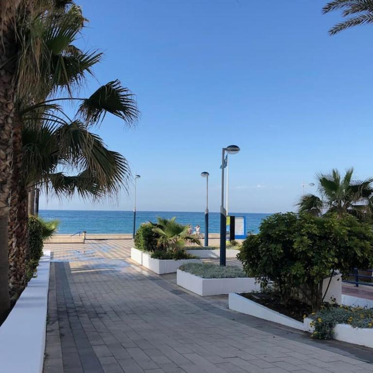 Sea View Apt steps to beach - Casa de 2 dormitorios - 1