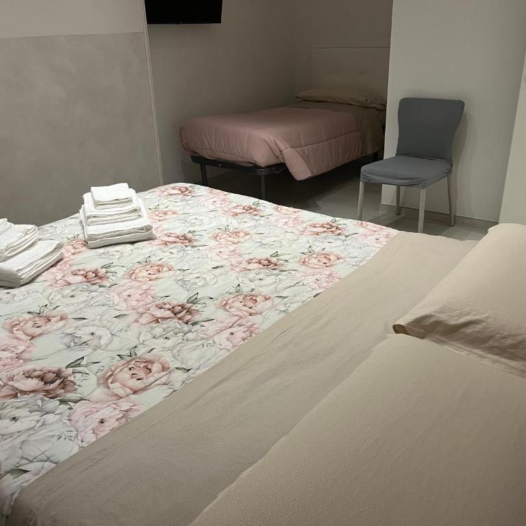 LUCE - Camera Matrimoniale Deluxe con 1 Letto Supplementare - 3