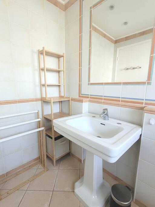 La Suite de Saint-Jean-Cap-Ferrat, vue mer et accès mer - Appartement 1 Chambre - 13