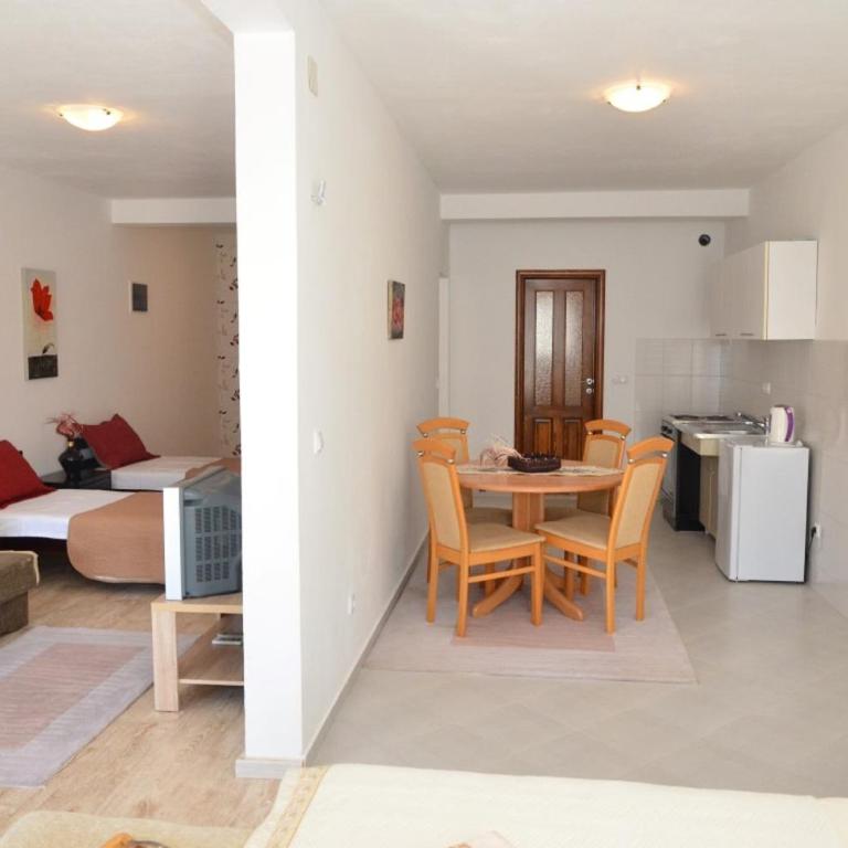 Apartments Casa Pineta - Family Studio - 7