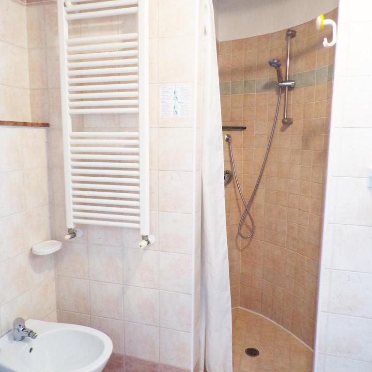 Hotel Crystal con Piscina Estiva Privata - SPIAGGIA INCLUSA con Formula All Inclusive 7 notti & ANIMAZIONE 2026 - Camera Matrimoniale Standard - 11