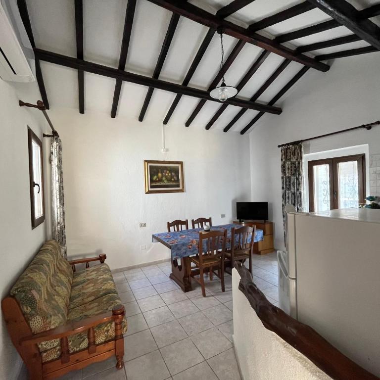Appartamento Nassia 1 By La Via Del Mare Viaggi e Vacanze - Casa Vacanze - 8