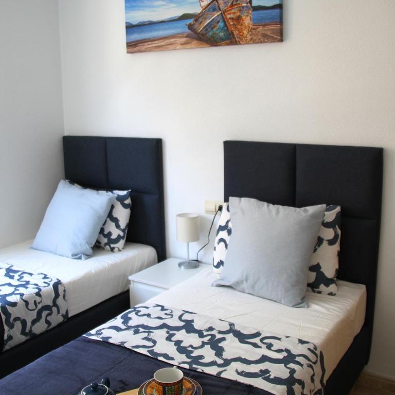 Del Mar - Two-Bedroom Apartment - 17