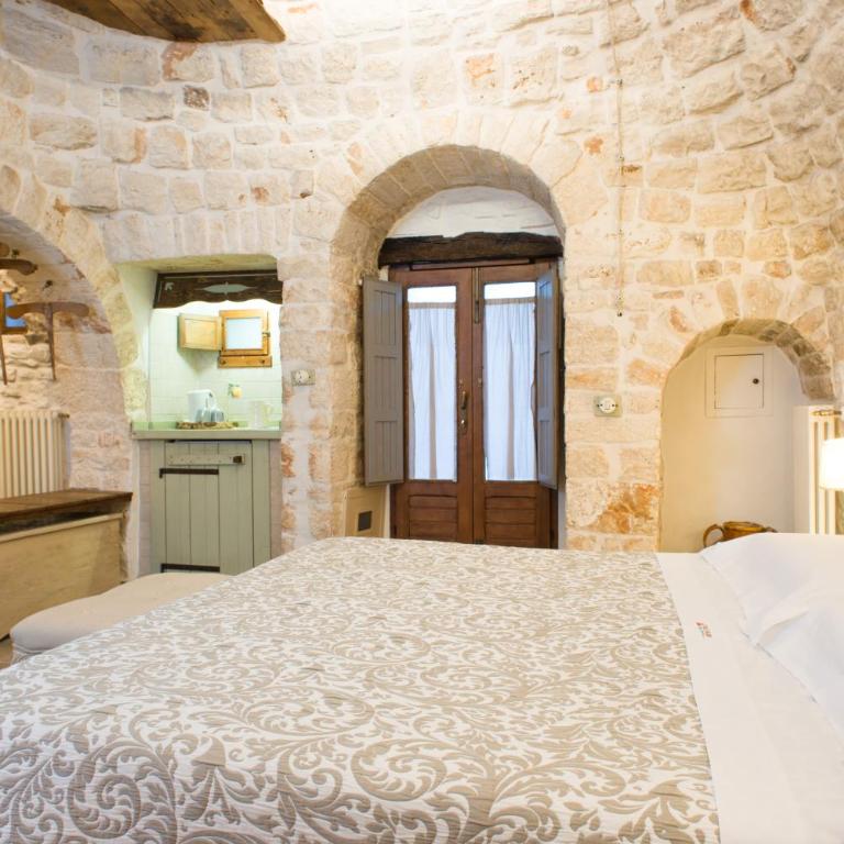 Trulli Holiday Albergo Diffuso - Camera Matrimoniale - Trullo - 3