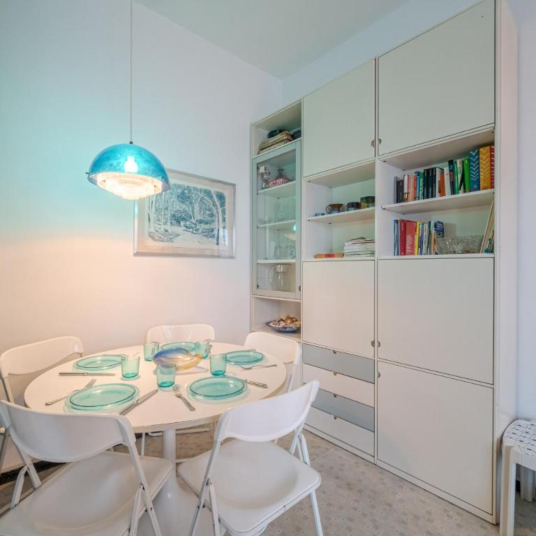GuestHost - Relax in Luguria - Two-Bedroom Apartment - 5