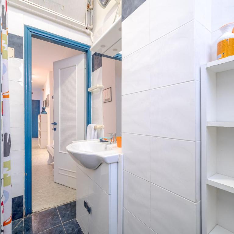GuestHost - Relax in Luguria - Two-Bedroom Apartment - 18