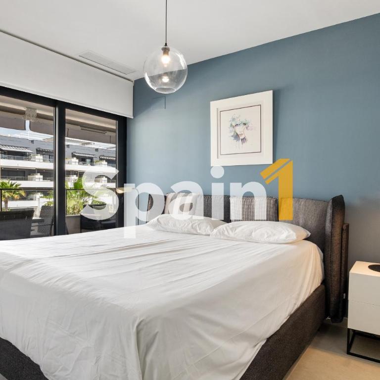 3 Bedrooms Apartment in flamenca Village with 3 Pools, sauna, gym and Jacuzzi - Three-Bedroom Apartment - 19