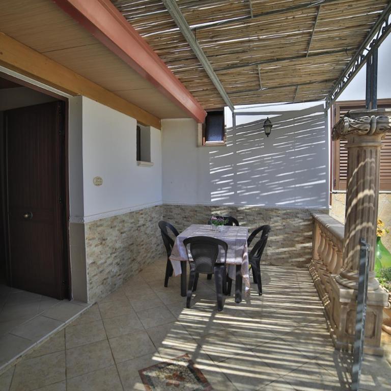 Villa Salentina - Monolocale con Vista Giardino - 13