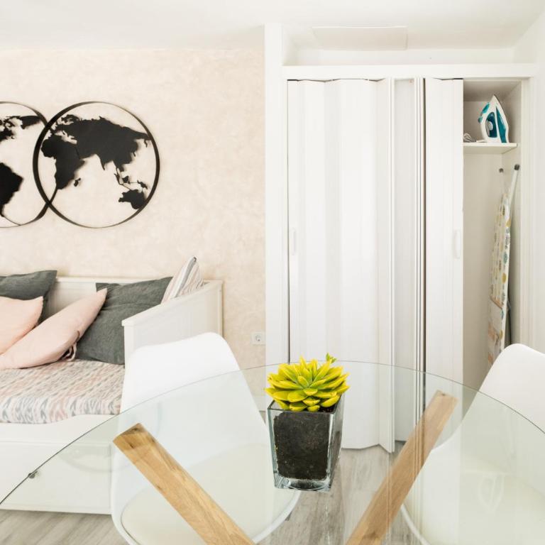 Apartamento ALMA con terreno privado y parking compartido - a 800m de Playa Poniente - Casa con 1 dormitorio - 16