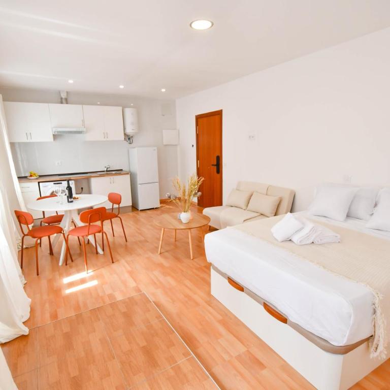 For you Rentals Encantador y único estudio TEMPORAL en Tetuán Madrid MLU422 - One-Bedroom Apartment - 8