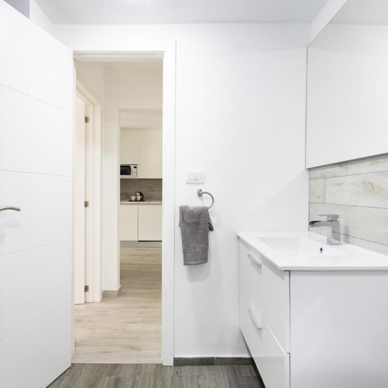 Castle Harbour - Apartamento con balcón - 21
