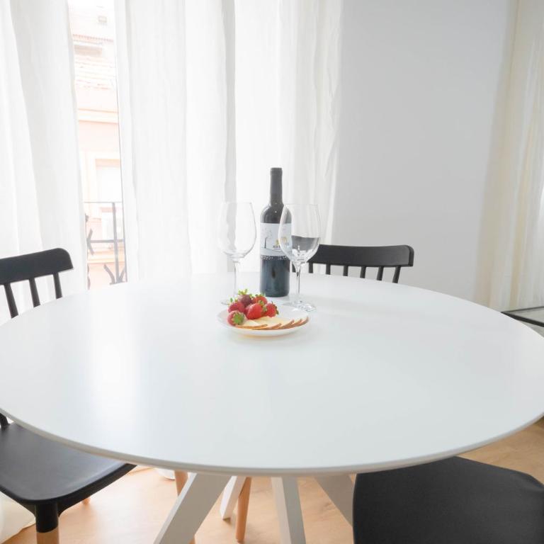 For you Rentals Encantador y único estudio TEMPORAL en Tetuan Madrid MLU411 - Apartamento de 1 dormitorio - 4