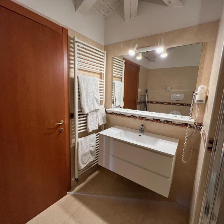 Mansarda Baia Azzurra 8 - Apartment - 28