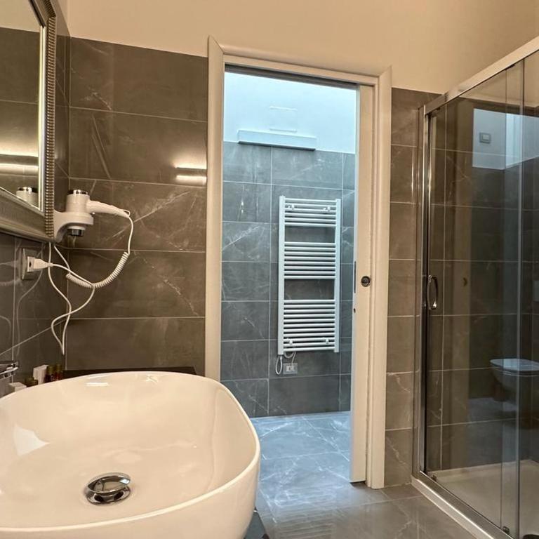 Welc-om Royal Garden luxury rooms - Camera Matrimoniale Deluxe - 2