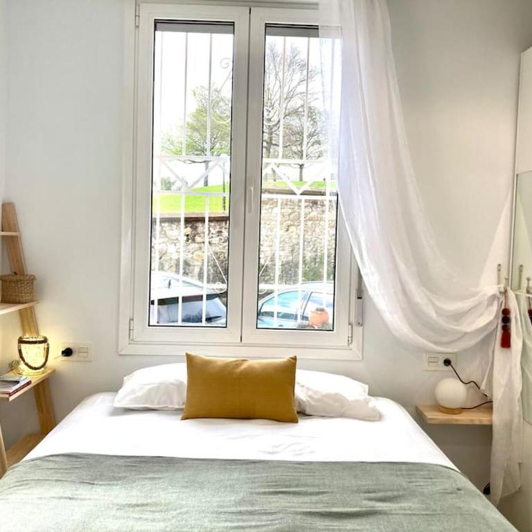historical district - Two-Bedroom Apartment - 5