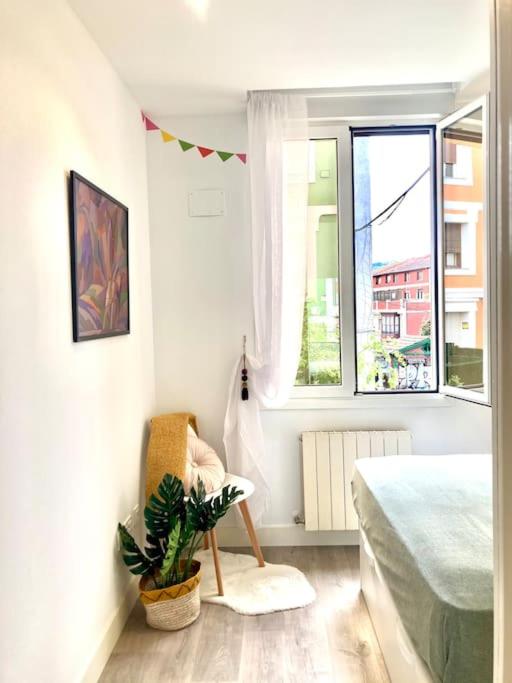 historical district - Two-Bedroom Apartment - 15