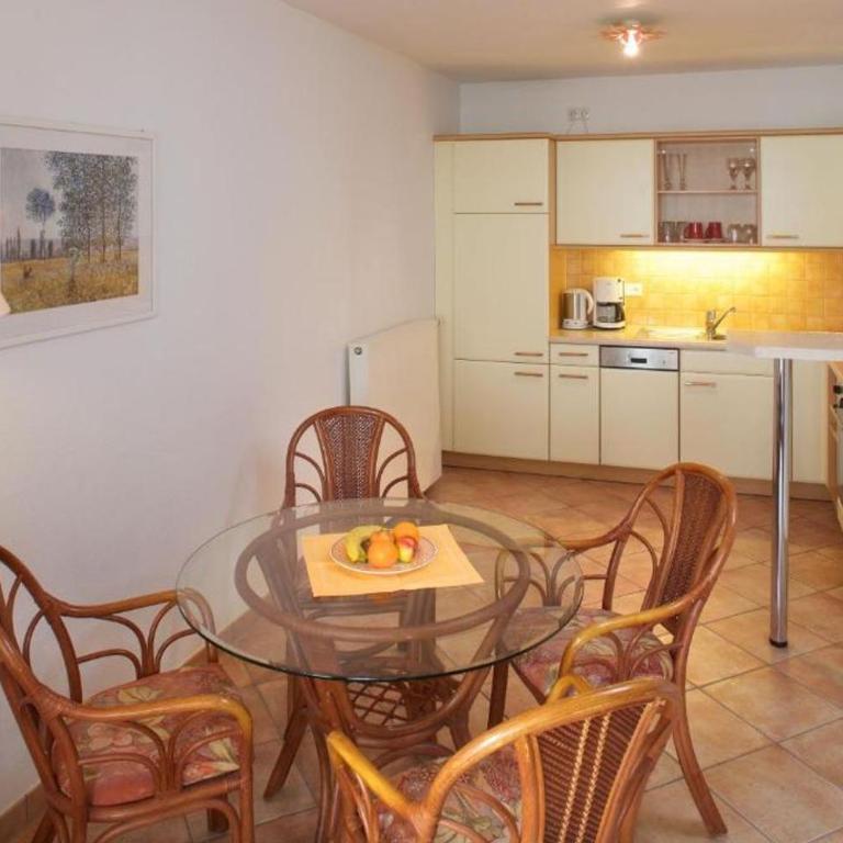 Landhaus Seeblick - Apartment mit Terrasse - 6