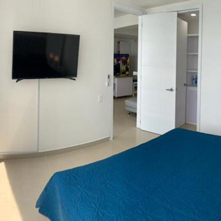 2 Bedroom Beachfront Apartment 2P1-Al4 With Pool And WIFI - Apartment - 17