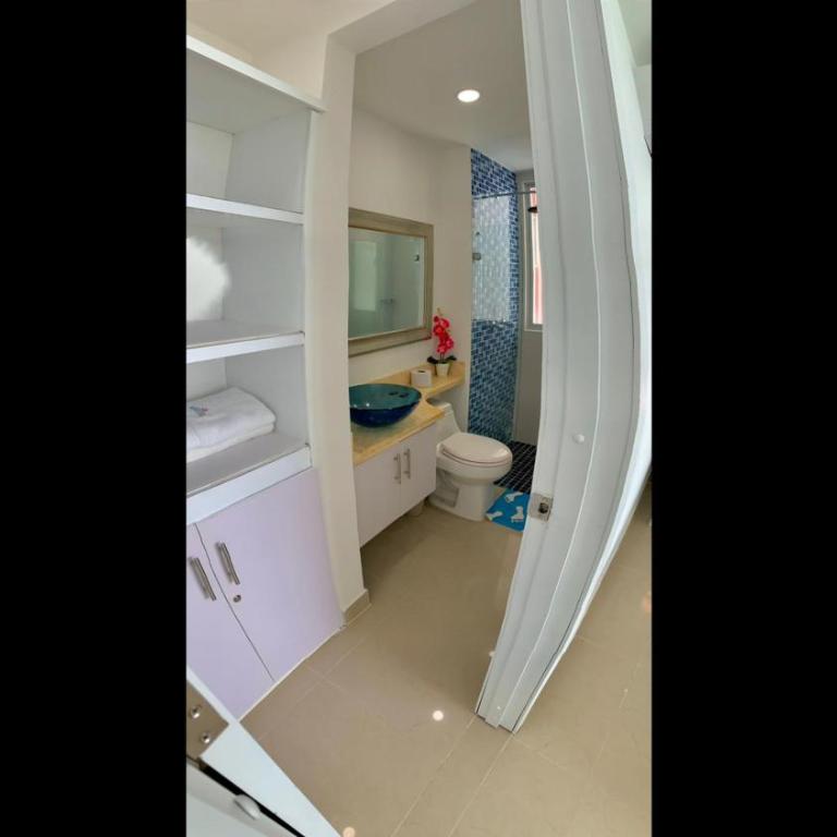 2 Bedroom Beachfront Apartment 2P1-Al4 With Pool And WIFI - Apartment - 19