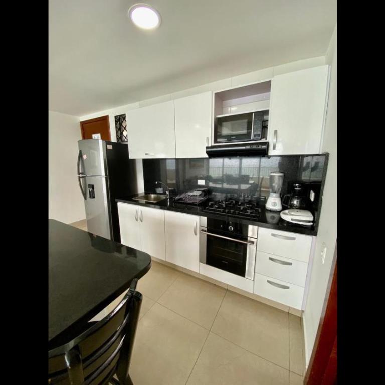 2 Bedroom Beachfront Apartment 2P1-Al4 With Pool And WIFI - Apartment - 29