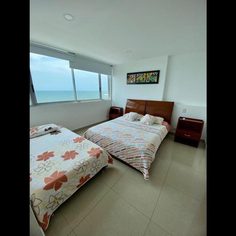2 Bedroom Beachfront Apartment 2P1-Al4 With Pool And WIFI - Apartment - 35