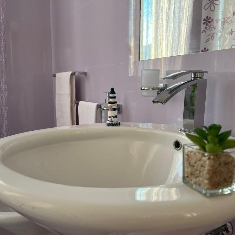 Vip sul mare - Camera Matrimoniale con Bagno Privato - 6