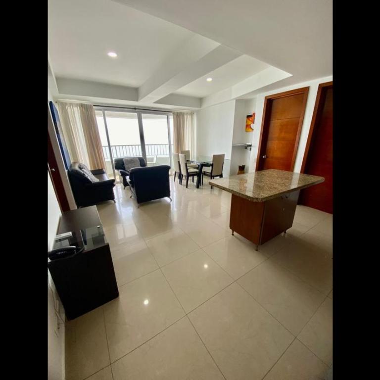 2 Bedroom Beachfront Apartment 2P1-Al2 With Pool And WIFI - Apartment - 2