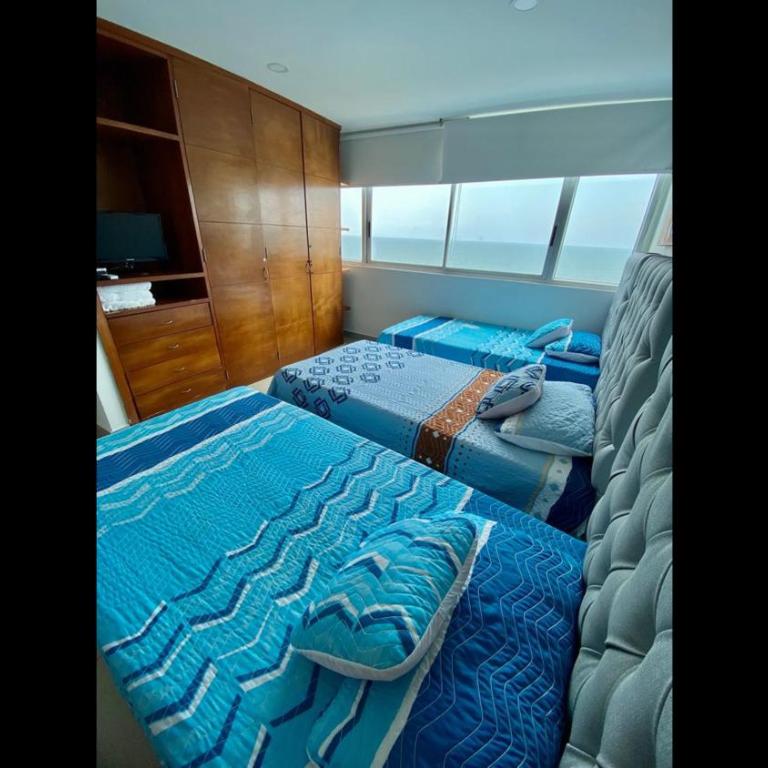 2 Bedroom Beachfront Apartment 2P1-Al2 With Pool And WIFI - Apartment - 8