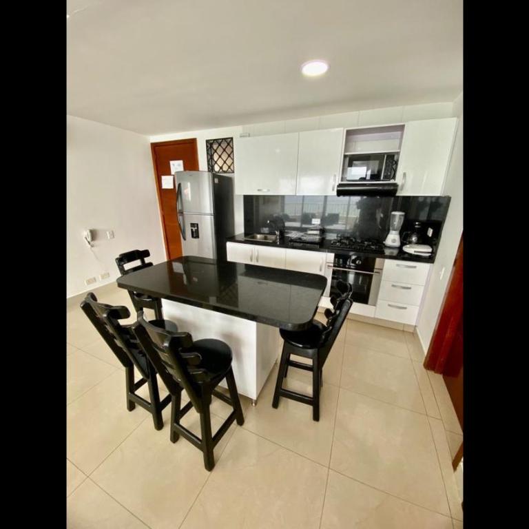 2 Bedroom Beachfront Apartment 2P1-Al With Pool And WIFI - Apartment - 7