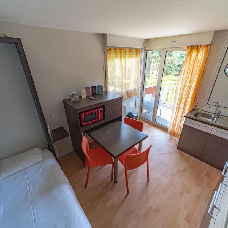 Residence RADIANA - Studio (2 Adults) - 8