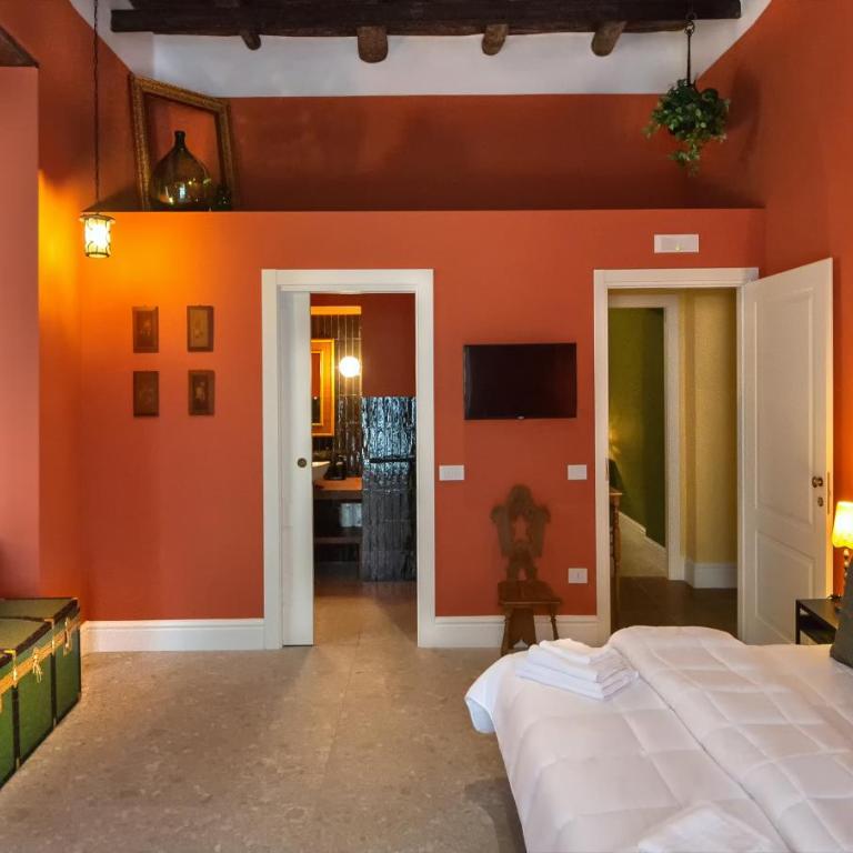 MONART HOSPITALITY Capodimonte - Camera Matrimoniale/Doppia con Letti Singoli con Balcone - 2