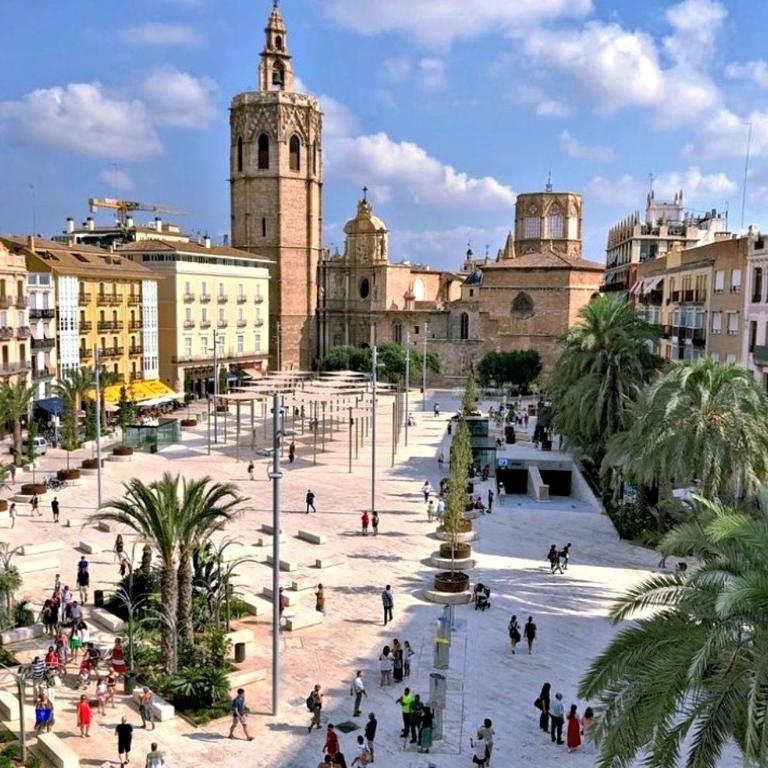 Luxury Duplex Valencia - One-Bedroom Apartment - 20