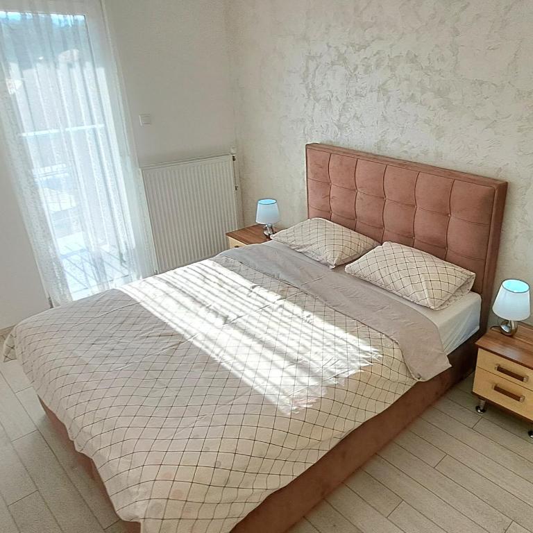 Djuka - One-Bedroom Apartment - 4