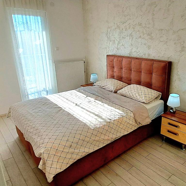 Djuka - One-Bedroom Apartment - 3