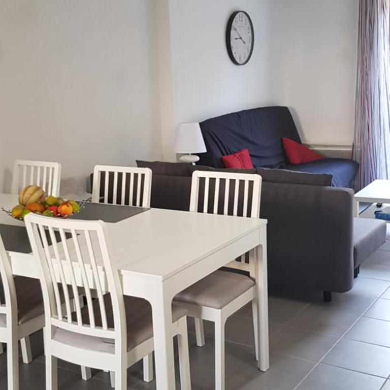 VILLA 6 à 8 personnes dans résidence de tourisme - Maison 3 Chambres - 24