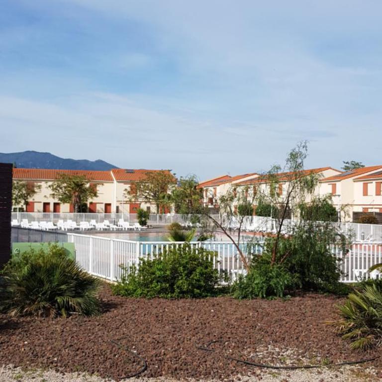 VILLA 6 à 8 personnes dans résidence de tourisme - Maison 3 Chambres - 7