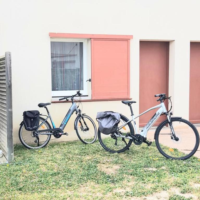 VILLA 6 à 8 personnes dans résidence de tourisme - Maison 3 Chambres - 26