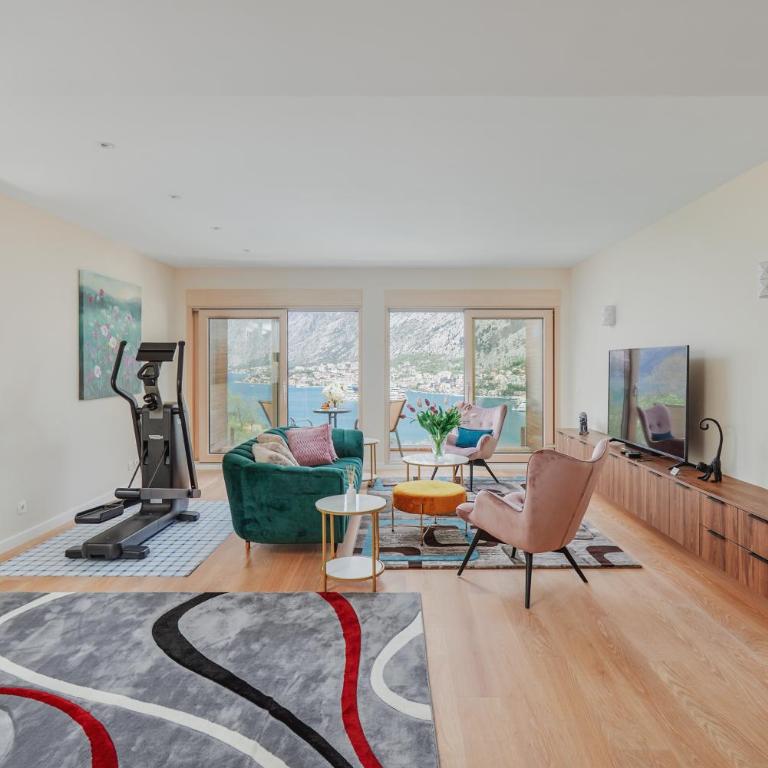 Huge Apartment with Stunning View and Sauna - Two-Bedroom Apartment - 11