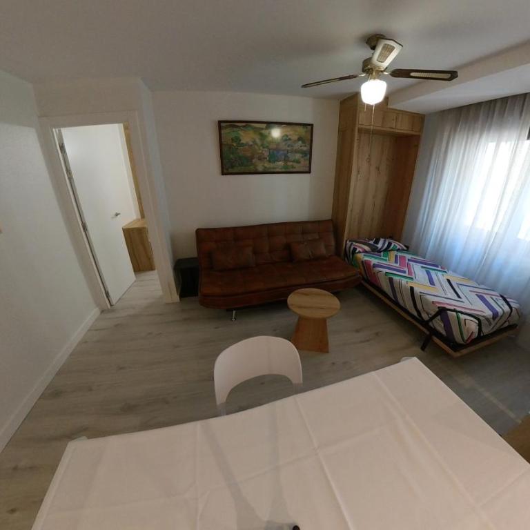 Apartamentos Meson del Barro - Alojamientos Pamplona - One-Bedroom Apartment - 4