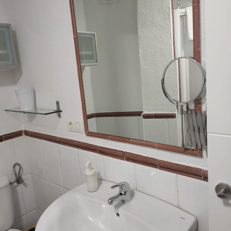 GRUPO LIMCOTEL EL PASEITO DE CONCHA-MEsQUITA-PARKING - Apartamento de 2 dormitorios - 36