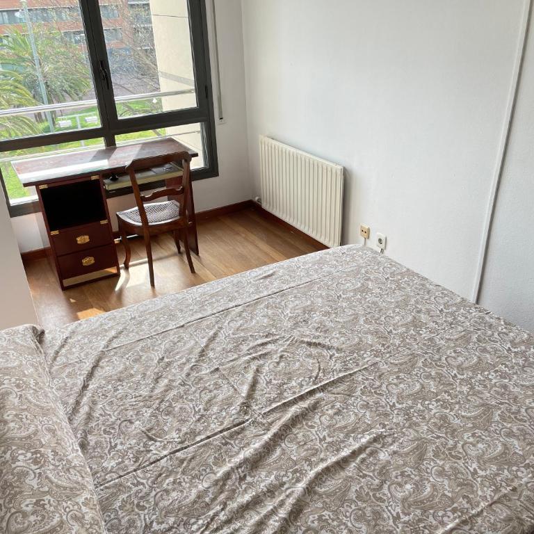 Apartment with sea views next to the beach of Mar Bella - One-Bedroom Apartment - 21