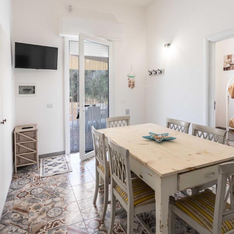 Villa Andrea per gruppi a due passi dalla sabbia - Apulia Home - Villa - 18