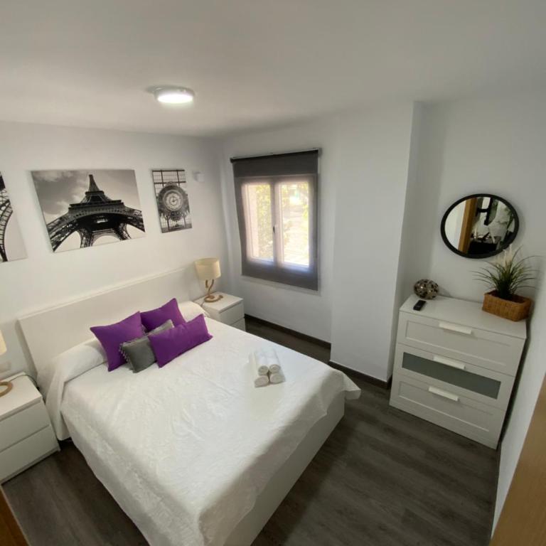 Reina Apartamentos - Apartamento de 2 dormitorios - 13
