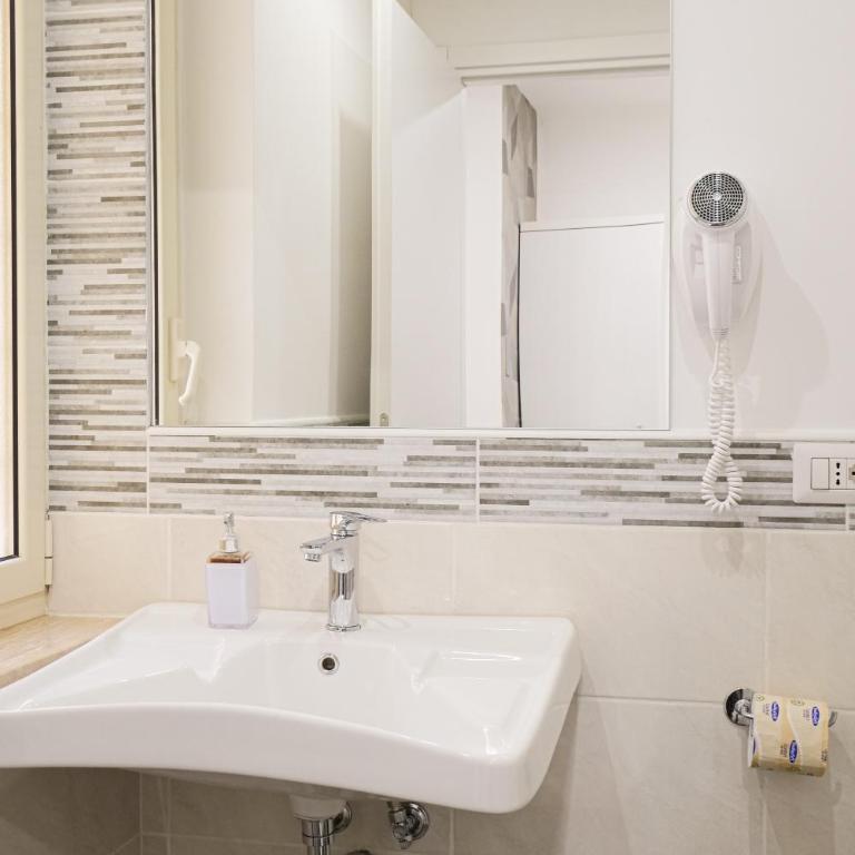 Hotel Terrazza Magenta - Single Room with Terrace - 6
